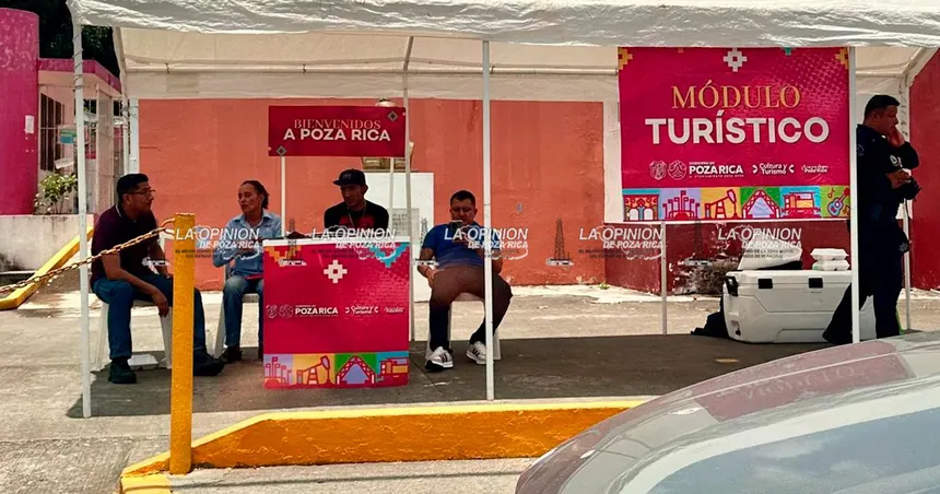 Profeco instala módulos para orientar a viajeros durante vacaciones de verano