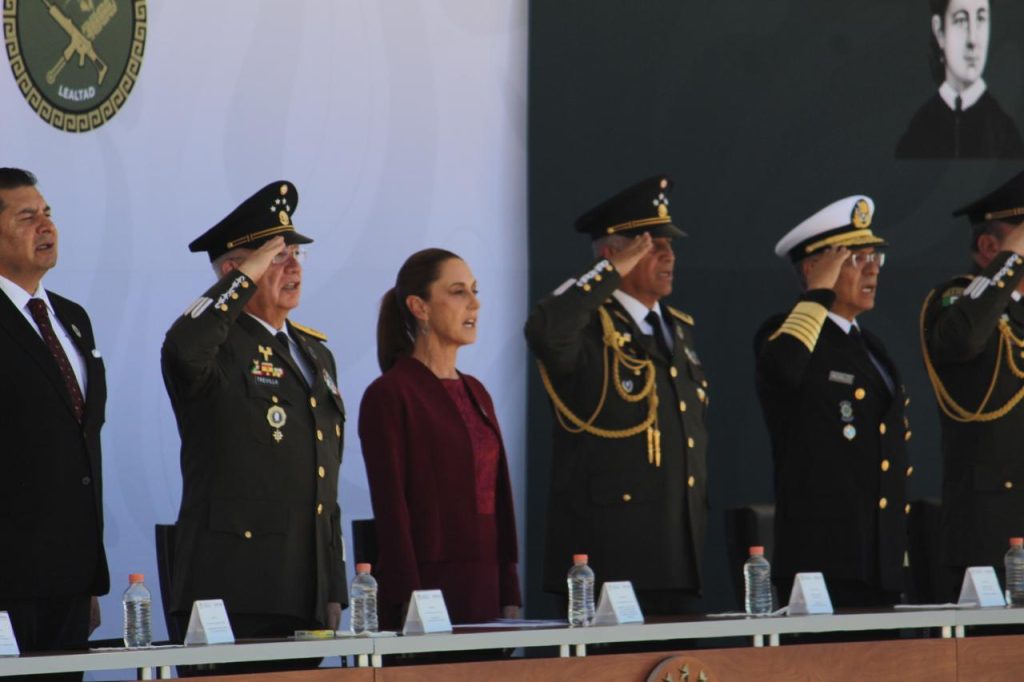 Sheinbaum destaca a las Fuerzas Armadas como garantes de soberanía nacional